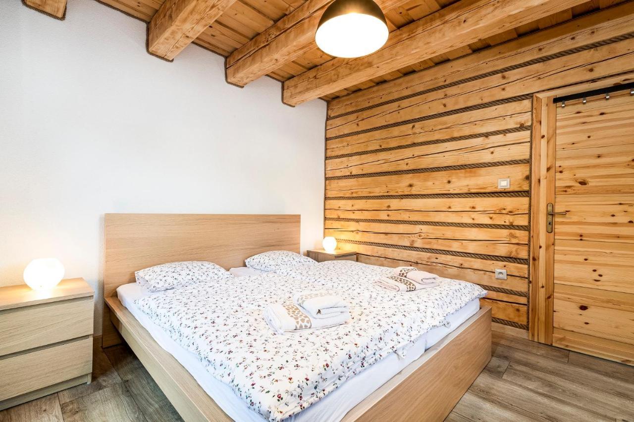 Drevenice Liptov - Ski & Hiking Apartments Lazisko Экстерьер фото
